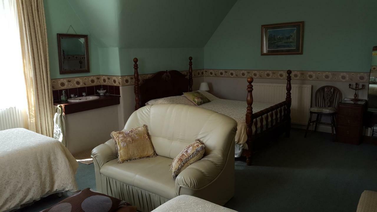 Strathcona Guesthouse Пърт Екстериор снимка